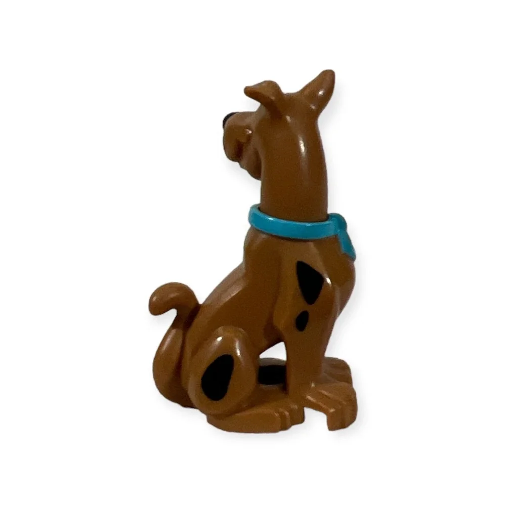 Lego Scooby-Doo minifigure Scooby Sitting